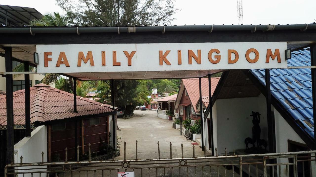 The Family Kingdom Resort Freetown Eksteriør billede